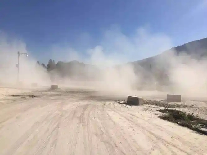 典型案例丨澄邁縣揚(yáng)塵污染問題突出 職能部門監(jiān)管不嚴(yán)不實(shí)